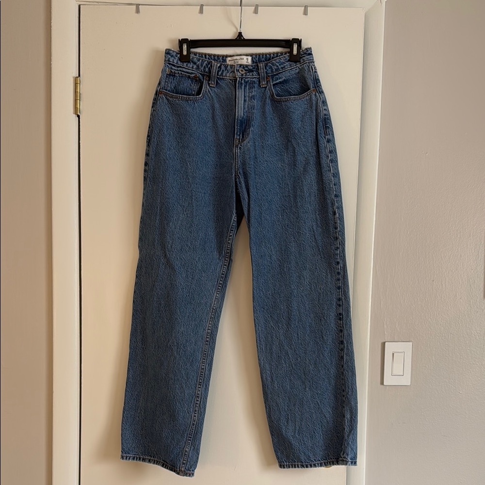 Abercrombie | The Loose High Rise | Curve Love 28/6R